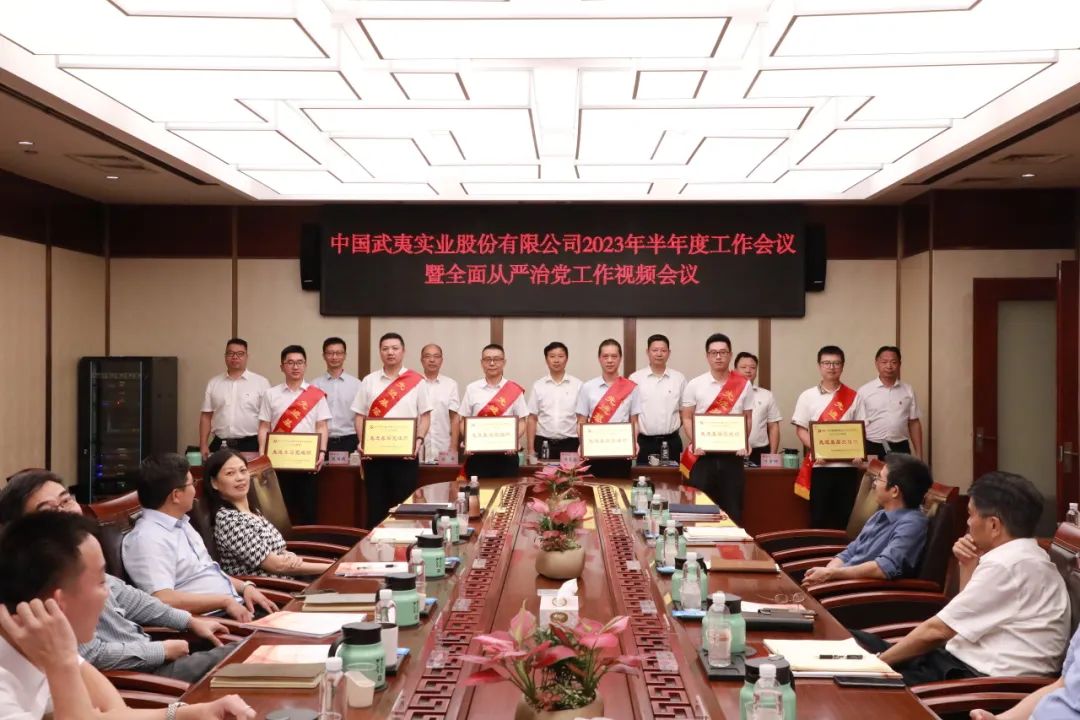 1692253039760586.jpg 1692253039760586.jpg